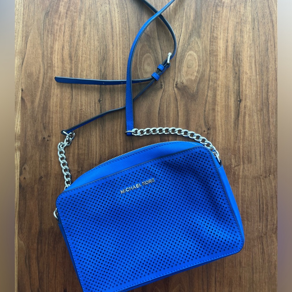 Michael Kors Jet Set Travel Crossbody Electric Blue